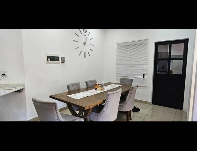 2 BEDROOM PROPERTY TO RENT IN VERULAM CENTRAL